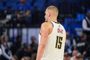 约基奇有望月底回归！队记：按时间表他仍有希望参加奖项角逐