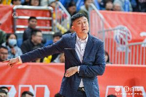 主场惨败！广东男篮73分创本赛季单场得分新低 此前负北京得74分