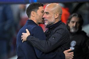 阿斯：利物浦拜仁曼城对阿隆索非常感兴趣，他很难选择热刺曼联