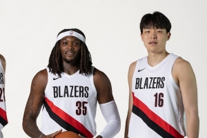 解说：罗威摆在货架上了 杨瀚森要抓住机会 提升防守&体能&三分