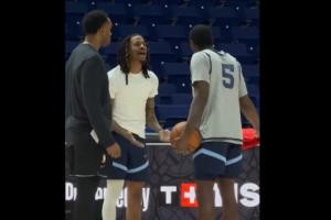 莫兰特训练中和队友激烈沟通 上升至争吵 两人最终不欢而散