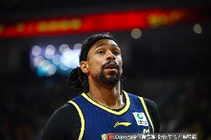 媒体人：广东不愿解决弱环总想靠长板 主力有点问题就直接歇菜