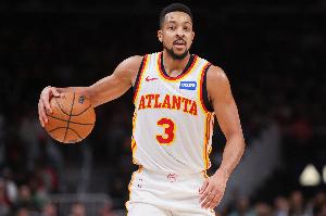 稳定发挥！麦科勒姆半场9中4拿到11分3板2助