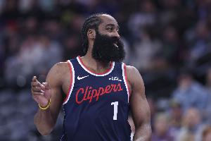 快船骑士正加速谈判！预测数据平台：哈登73%概率被交易到骑士！