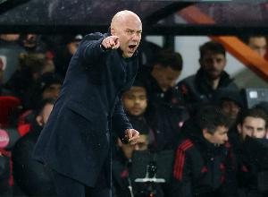 卡拉格：斯洛特希望坚持特定的足球风格被铭记，但奖杯无疑更重要