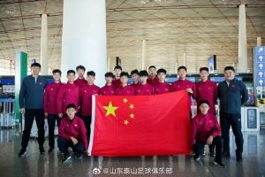 中国球队挑战巴萨！博主：中国犀旺队1-2不敌巴萨09