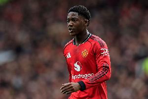 曼晚：曼联即将与梅努开启续约谈判，希望本赛季结束前达成协议