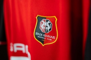 雷恩俱乐部发布声明，否认主帅贝耶索要球员转会分成