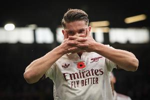 今天效率超高，约克雷斯本场比赛仅2次射门就完成梅开二度