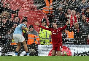 内维尔谈曼城最后时刻进球被吹：简直是扫兴，这是赛季最精彩时刻