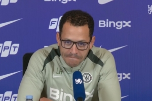 罗塞尼尔：帕尔默可以出战利兹联 长远看阿昌庞位置是中卫